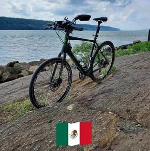 Meet your Posher, Erick